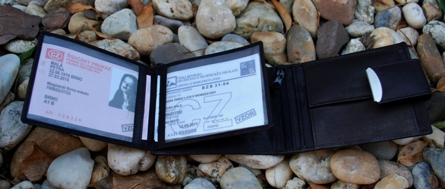 Pánska peňaženka čierna koža pracka strieborné kovanie Loranzo