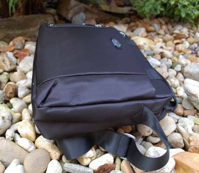 Čierna taška na notebook crossbody MAHEL 