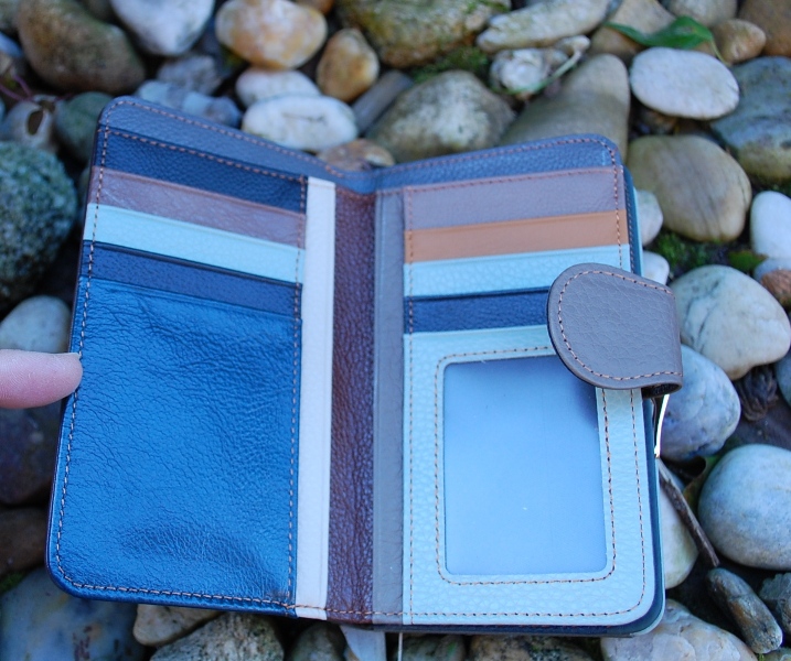 Dámska kožená peňaženka multicolor kovový patent