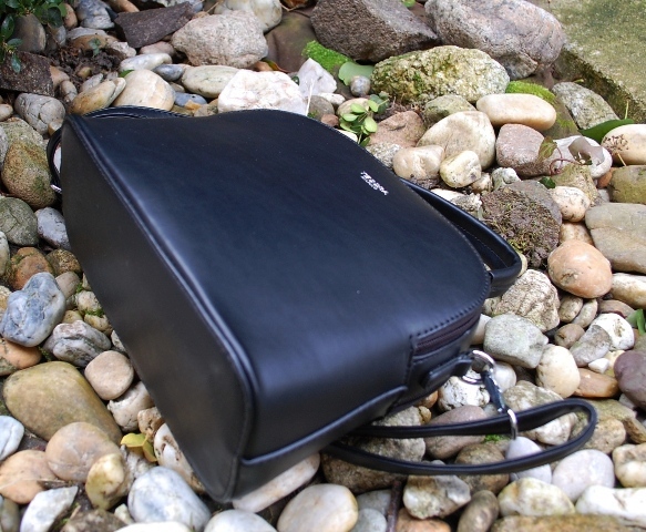 Kabelka čierna matná strieborne kovanie