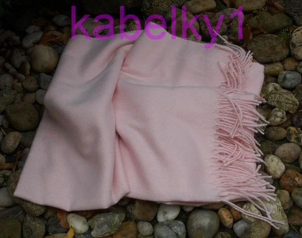 Šál ružový púdrový dlhé strapčeky