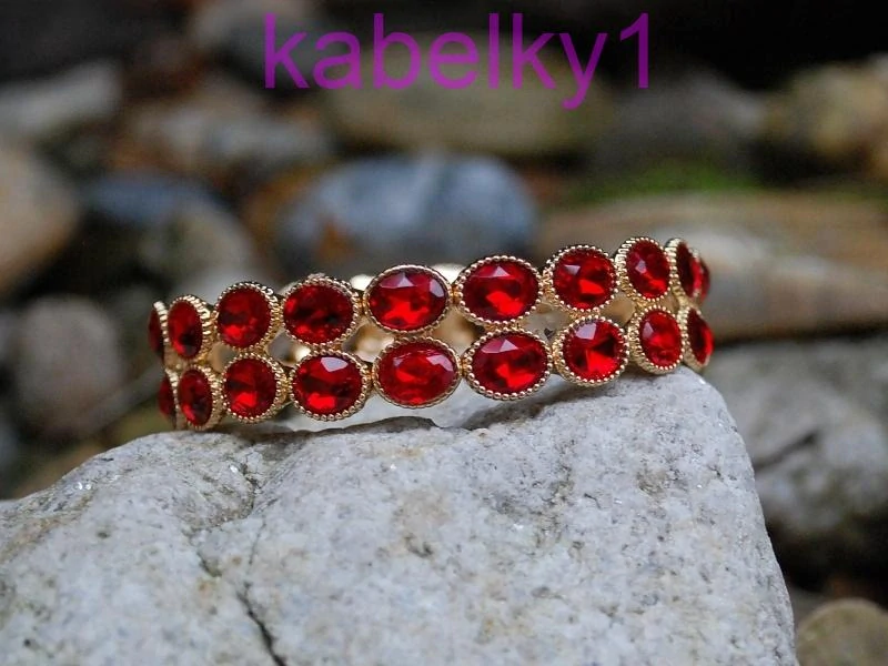 Náramok červený zlatý brúsené sklo 