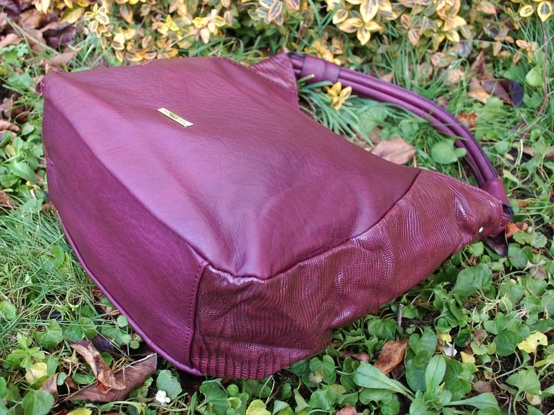 Kabelka bordová crossbody strieborné kovanie