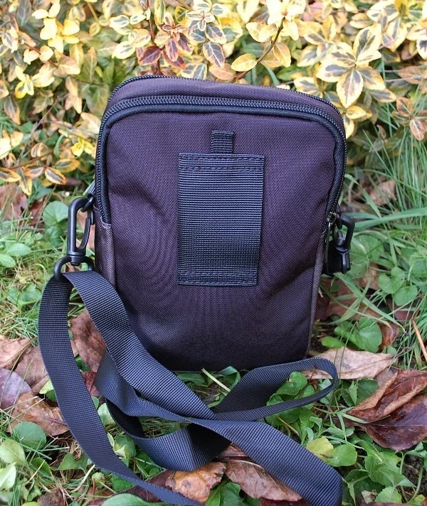 Pánska šedo čierna taška na opasok a  crossbody