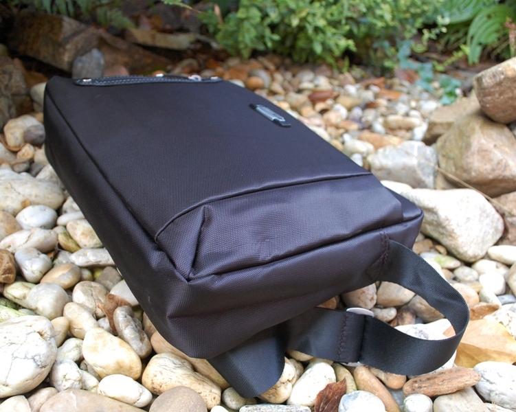 Čierna taška na notebook crossbody MAHEL 