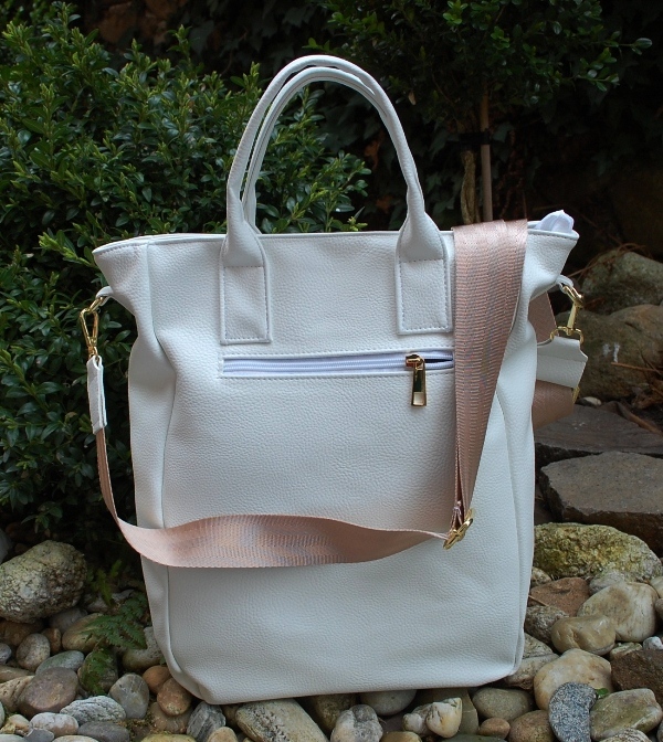 Kabelka biela zlatá prešívaná krémové ramienko EMBI