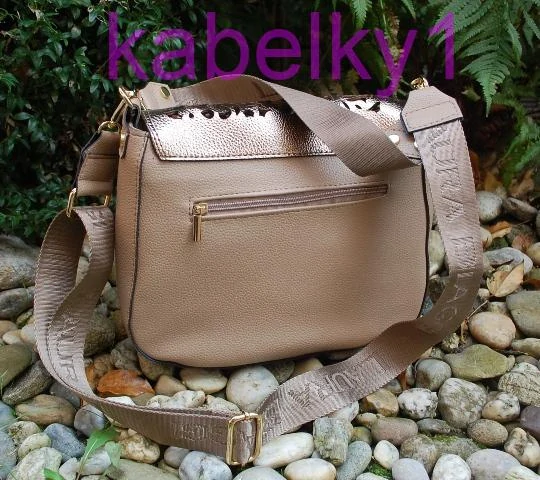 Kabelka zlatá zlatistá zlaté logo popísané ramienko Laura Biaggi