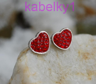 Náušnice srdiečka strieborné červené MONA z chirurgickej ocele brúsené sklo 