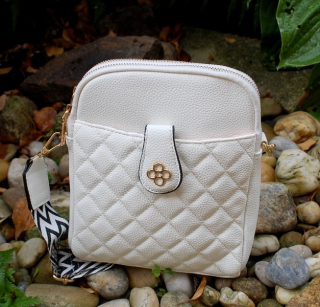 Kabelka biela štepovaná zlaté kovanie crossbody