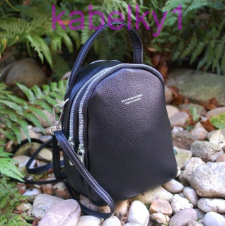 Ruksak čierny strieborné kovanie oddelenia na zips