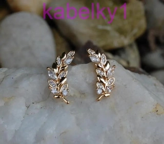 Náušnice zlaté lístočky brúsené sklo  