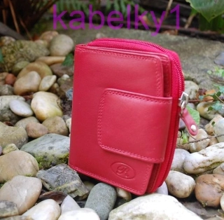 Dámska kožená peňaženka červená matná strieborné kovanie 