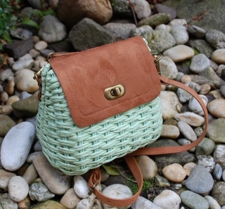 Kabelka špagátová zeleno hnedá pletená