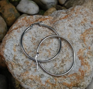 Náušnice kruhy strieborná farba chirurgická oceľ  