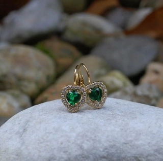 Náušnice srdiečka zelené strieborné brúsené sklo 