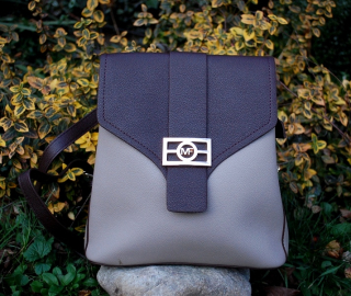 Ruksak hnedo krémový zlatá ozdobná pracka