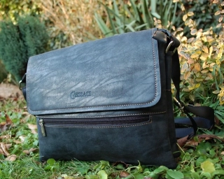  Pánska čierna antracitová matná taška crossbody GESSACI