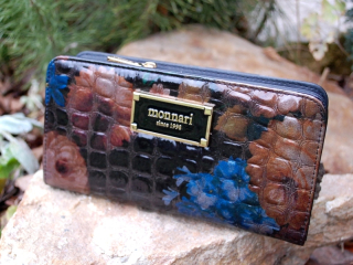 Dámska peňaženka farebná s kvetmi a leskom PETERSON