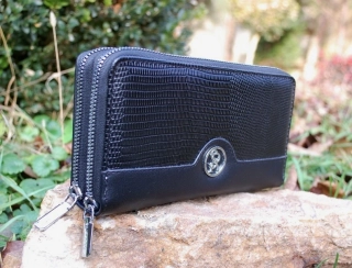 Peňaženka čierna matná strieborné ozdobné zipsy