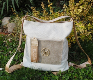 Batoh biely zlatý smotanový s leskom kabelka zlaté kovanie Laura Biaggi