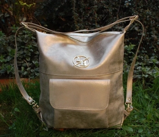 Batoh zlatý zlatistý kabelka zlaté kovanie Laura Biaggi